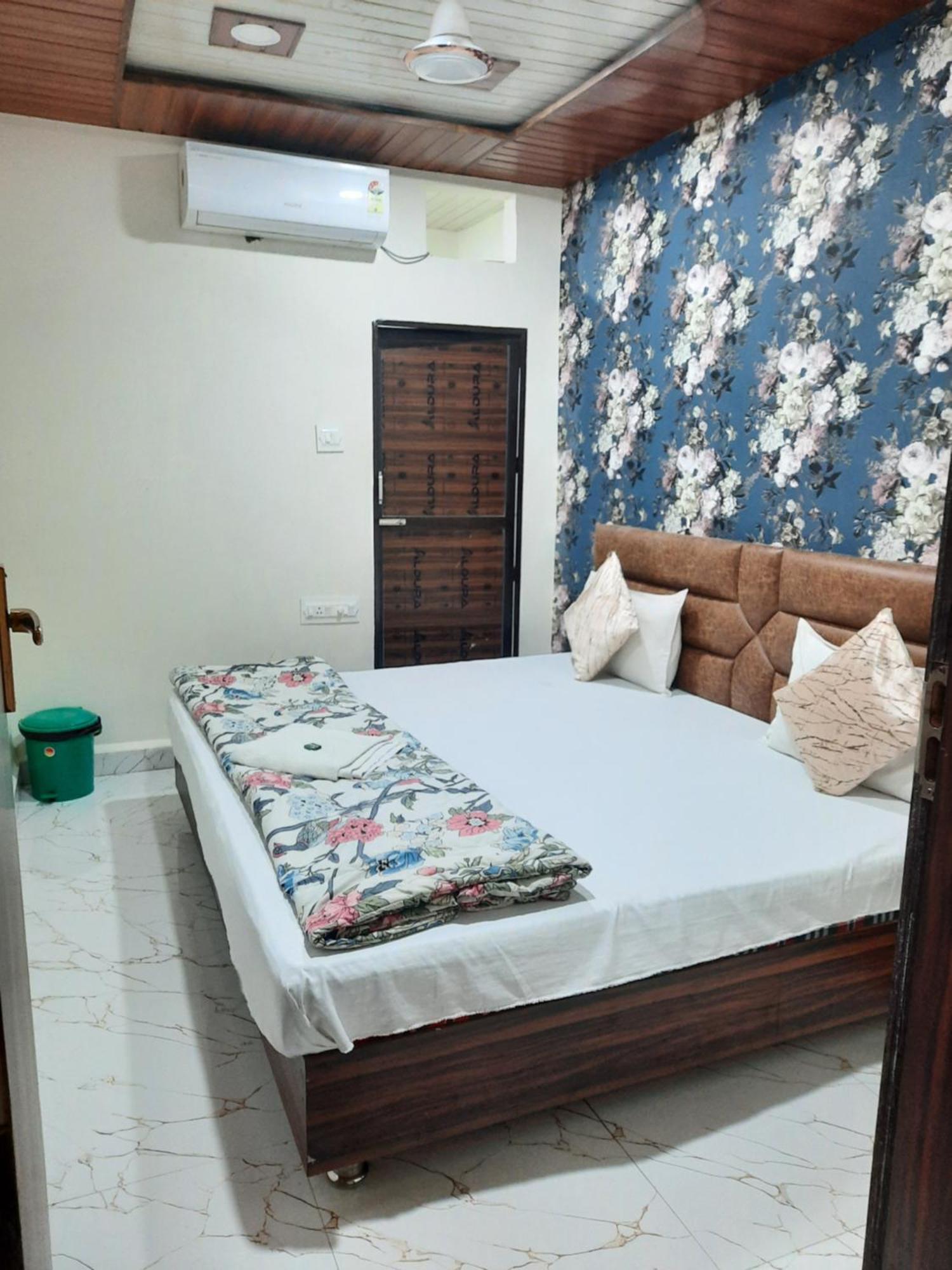 Hotel Ganga Sagar Ujjain Zewnętrze zdjęcie